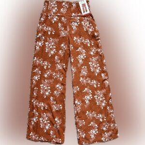 Three Dots Bohemian Floral Rust Pull-On Pants